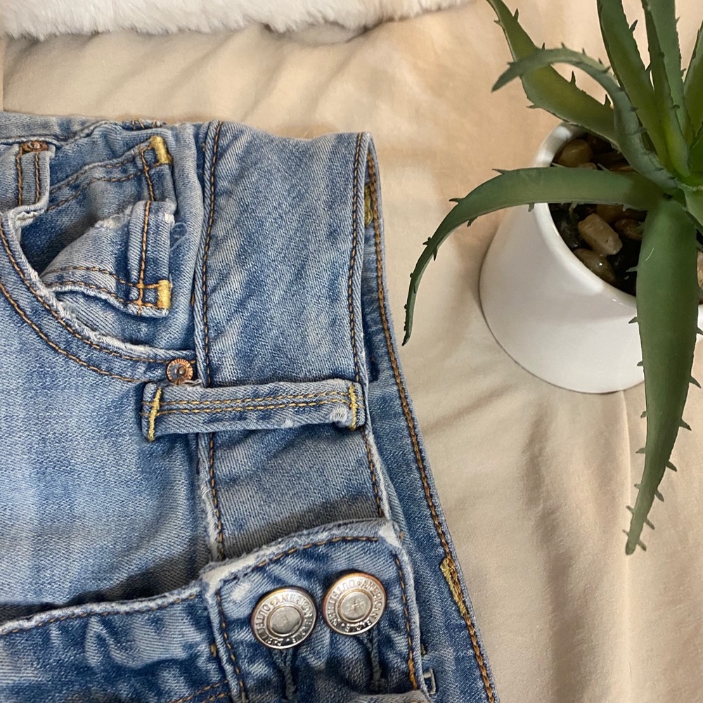 American eagle ripped skinny jeans